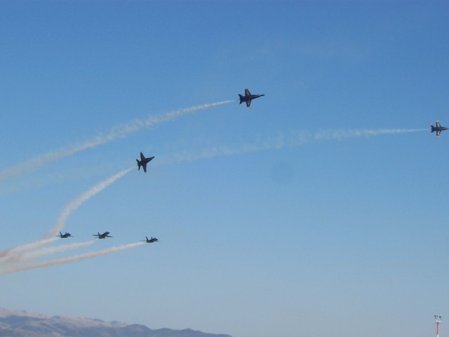 The Blue Angels peel off one by one to go land at the end of the show.  It's a very pretty maneuver.